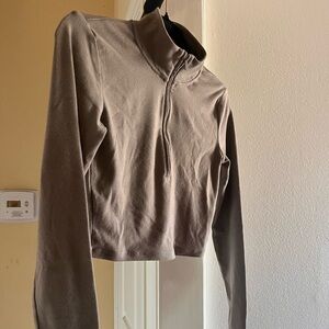 SUNDAY BEST CROP QUARTER ZIP